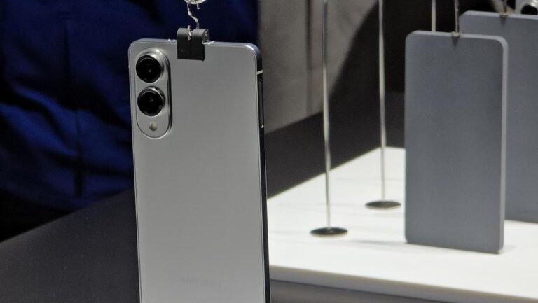 Samsung Galaxy S25 Edge Bikin Semua Mata Melirik! Desain Lengkung Futuristik + Fitur Monster, Wajib Baca Sebelum Beli!