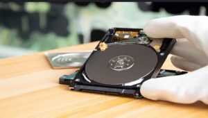 SSD atau NVMe Tiba-Tiba Hilang? Jangan Panik! Ini Cara Menyelamatkan Data Penting Sebelum Terlambat